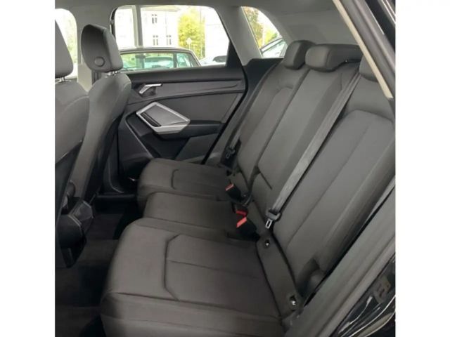 Audi Q3 35 TFSI S-Tronic