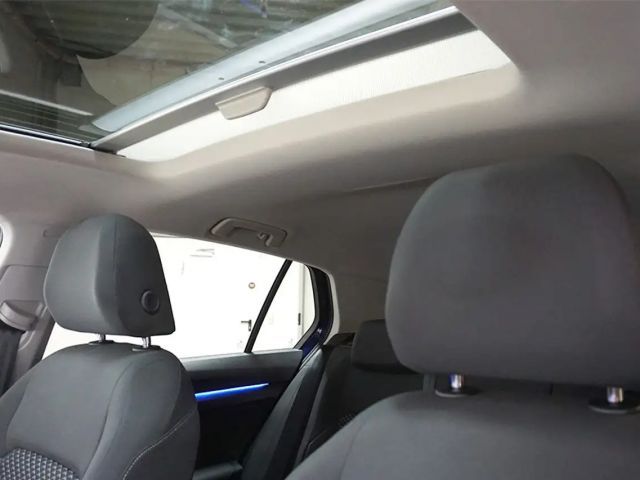 Volkswagen Golf 2.0 TDI DSG