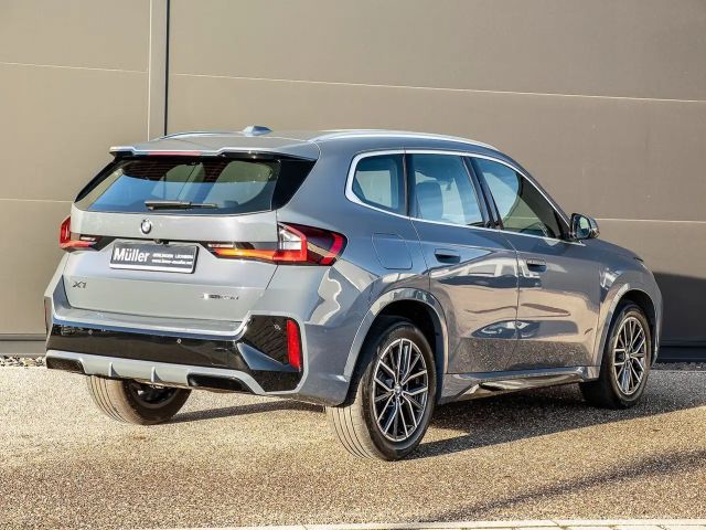 BMW X1 xDrive23d Sportp. Dig.Cockpit HUD LED Shz.