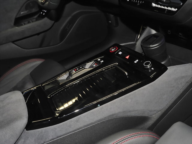 Audi A6 e-tron Avant Quattro