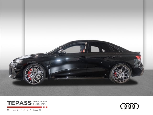 Audi RS3 Quattro S-Tronic Sedan