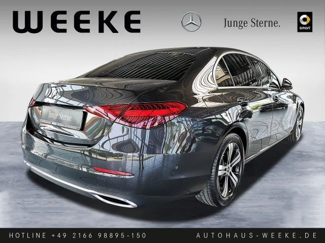 Mercedes-Benz C 180 AVANTGARDE Sedan