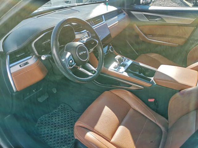 Jaguar F-Pace AWD R-Dynamic S