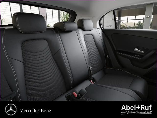 Mercedes-Benz A 200 A 200 d Progressive