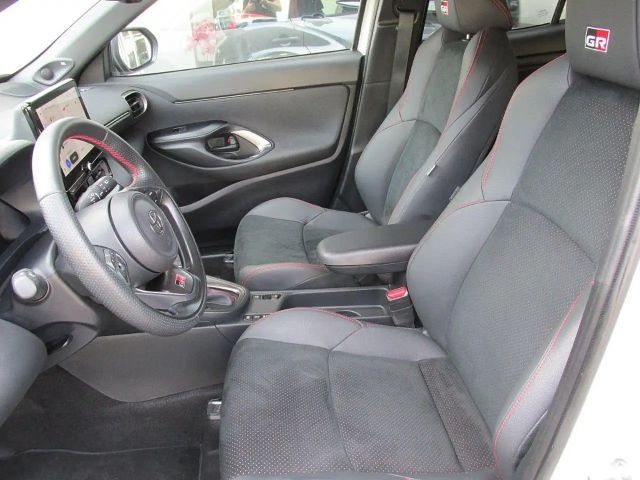 Toyota Yaris Cross GR Hybride VVT-i