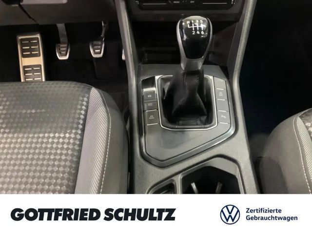Volkswagen Tiguan ACTIVE TSI NAVI SITZHEIZUNG EINPARKHILFE LED