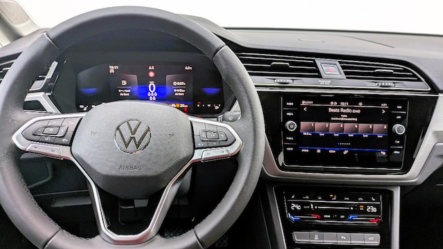 Volkswagen Touran 1.5 TSI DSG