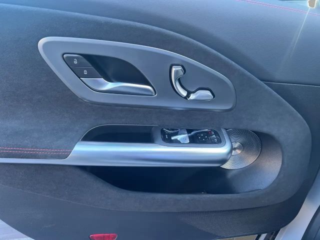 Mercedes-Benz CLA 350 4MATIC