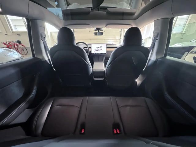 Tesla Model Y AWD Dual Motor Long Range