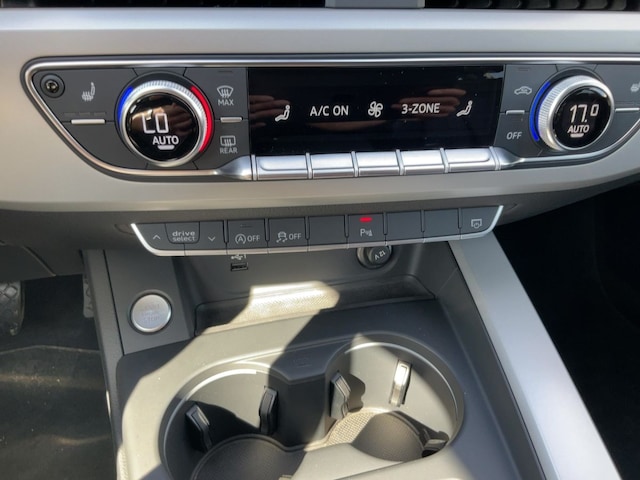 Audi A4 45 TFSI Avant Quattro S-Tronic