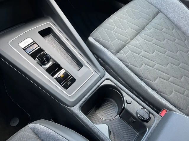 Volkswagen Golf 2.0 TDI DSG Variant