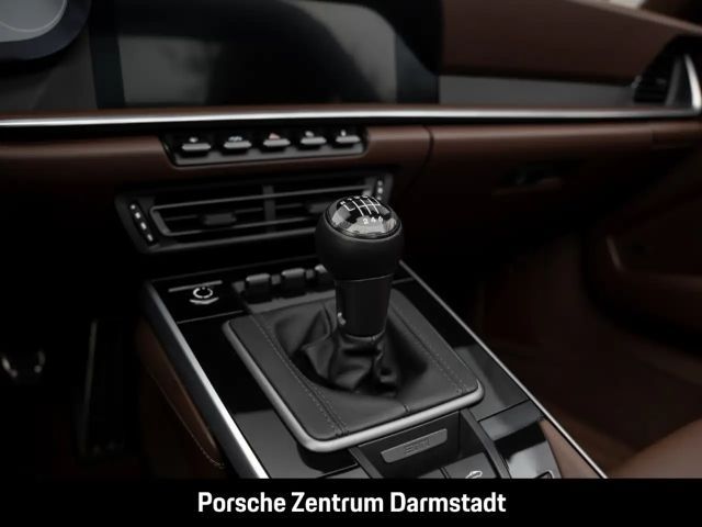 Porsche 992 4 Coupé GTS Targa