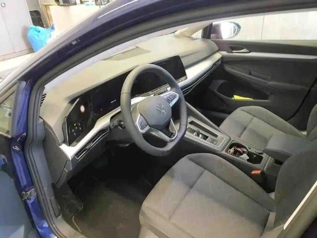 Volkswagen Golf 1.5 eTSI DSG Life Variant