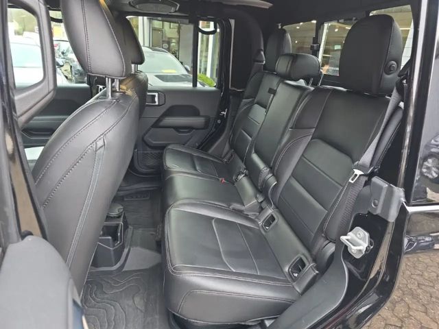 Jeep Gladiator 4x4 Overland