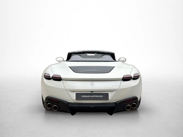Ferrari Roma Spider