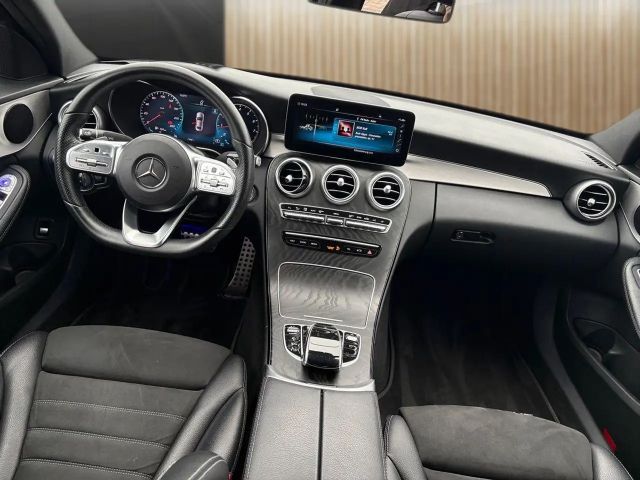 Mercedes-Benz C 180 AMG Line Sedan