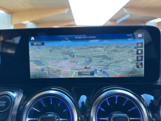 Mercedes-Benz EQB 250