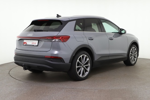 Audi Q4 e-tron SUV 45 e-tron Audi Q4 e-tron