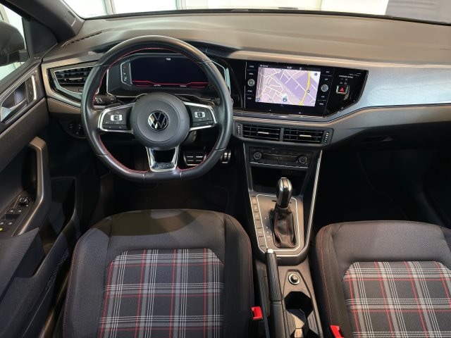 Volkswagen Polo 2.0 TSI