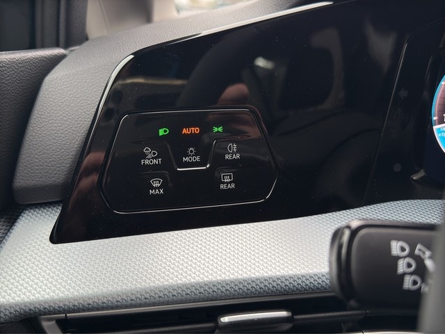 Volkswagen Golf DSG Life Variant