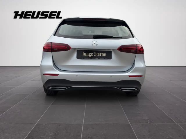 Mercedes-Benz B 180 Progressive