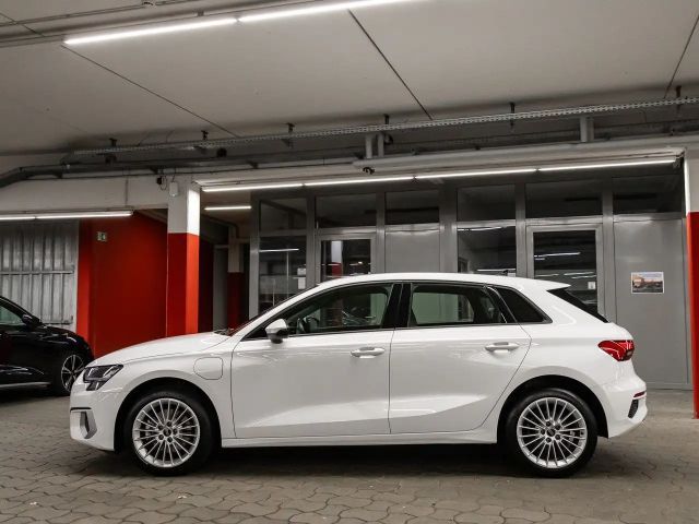 Audi A3 40 TFSI Hybride Sedan