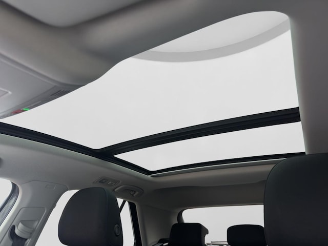 Volkswagen T-Roc 1.5 TSI DSG R-Line