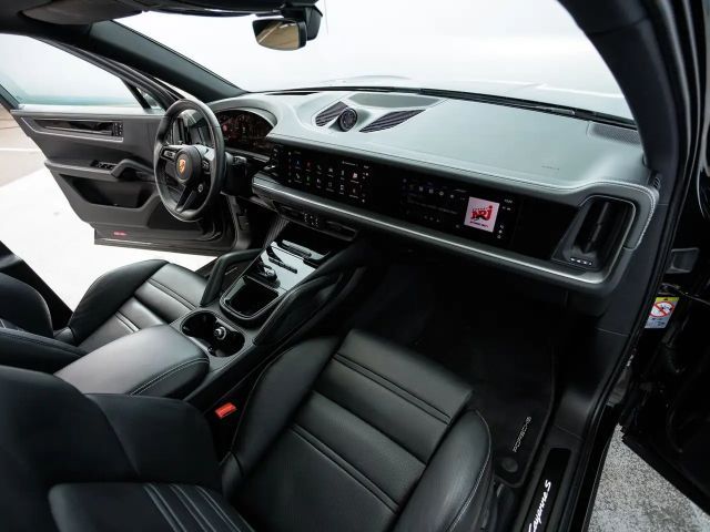 Porsche Cayenne E-Hybrid S