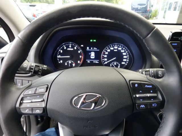 Hyundai i30 AUT. APPLE SHZ LHZ KLIMAAUT. KAMERA