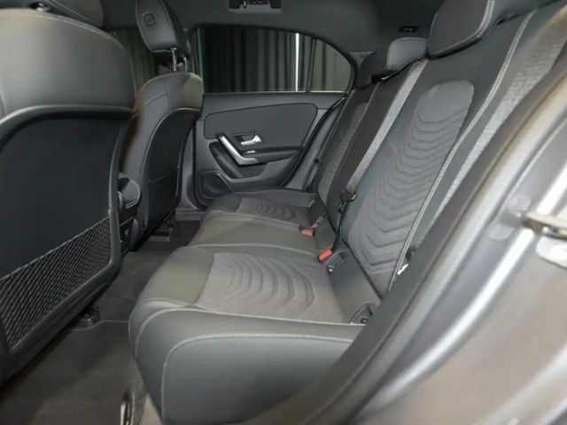 Mercedes-Benz A 180 Progressive