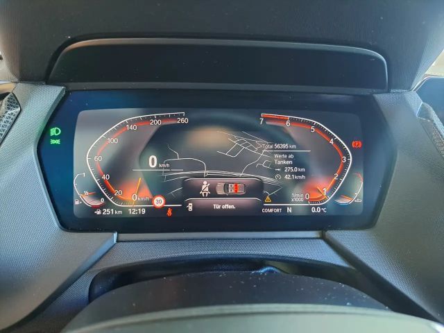 BMW 118 118i Luxury Line Sedan