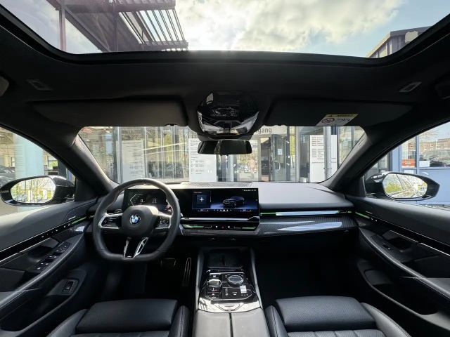 BMW 540 540d M-Sport Touring xDrive