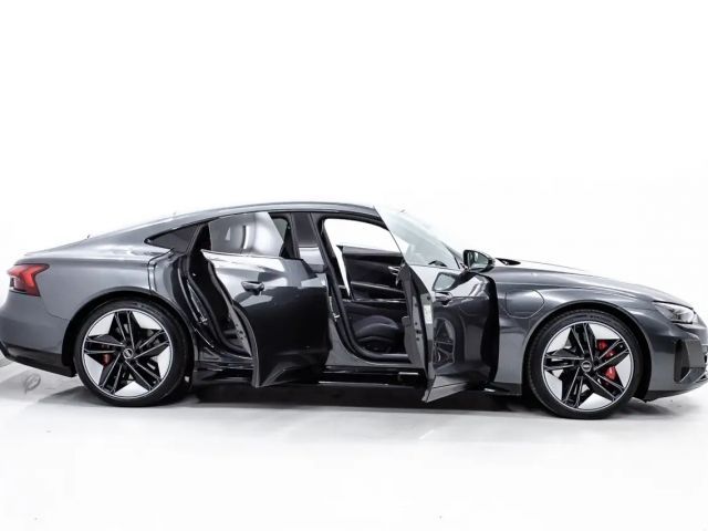 Audi RS e-tron GT Quattro