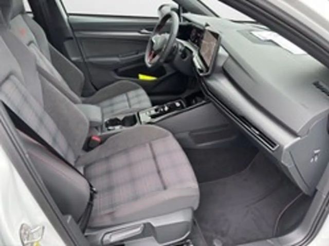 Volkswagen Golf 2.0 TSI DSG GTI