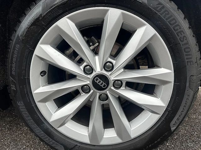 Audi A3 30 TDI S-Tronic Sedan