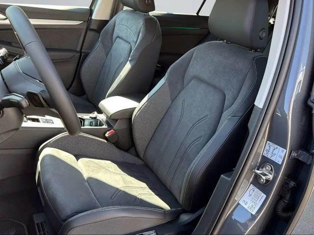 Volkswagen Golf Business DSG Variant