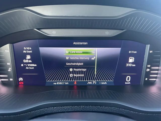 Skoda Karoq Selection