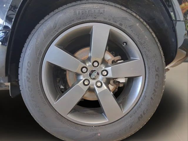 Land Rover Defender 110 AWD D250 Dynamic SE