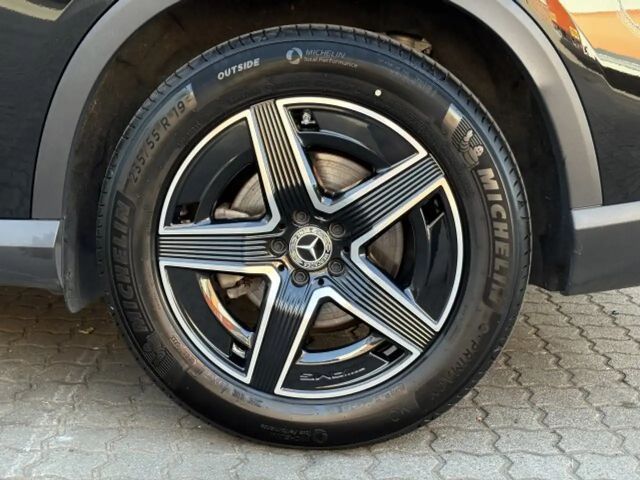 Mercedes-Benz GLC 220 4MATIC AMG Line GLC 220 d