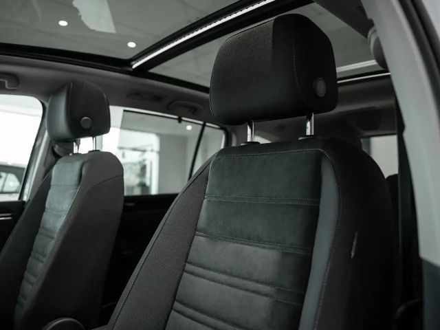 Volkswagen Touran 1.5 TSI DSG Highline