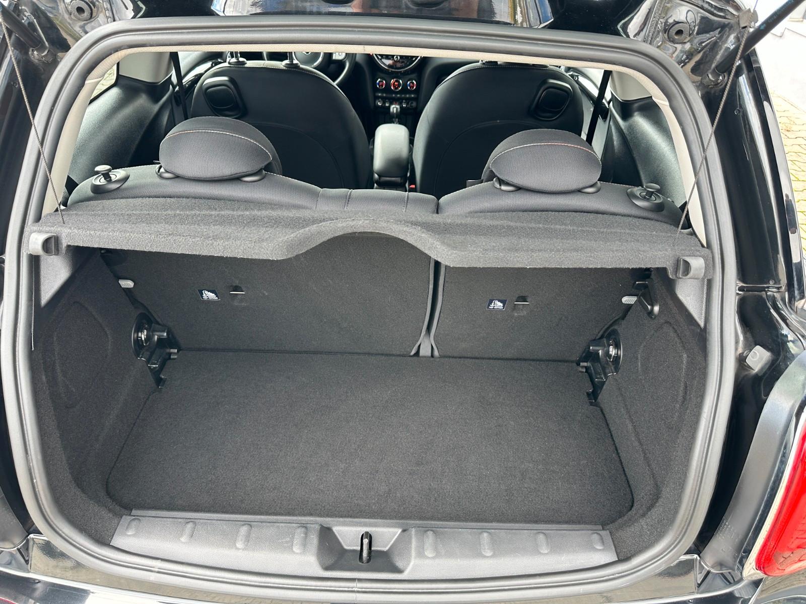 MINI Cooper 3-deurs Essential