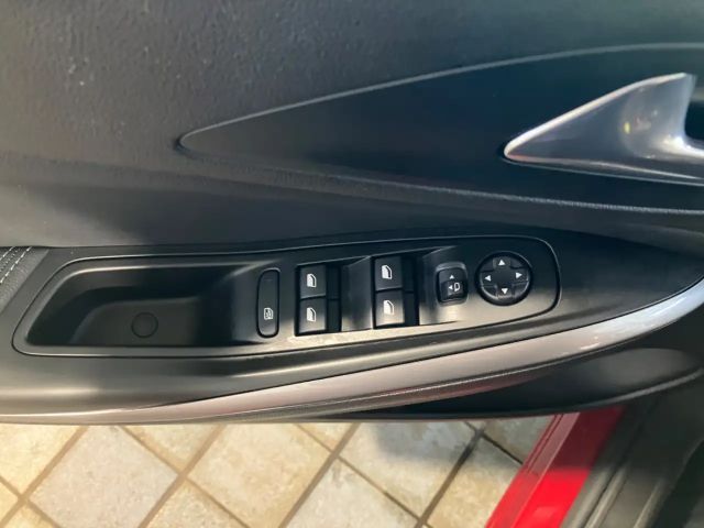 Opel Grandland X 1.2 Turbo