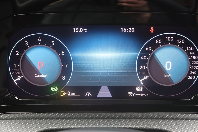 Volkswagen Golf 1.5 eTSI DSG Variant