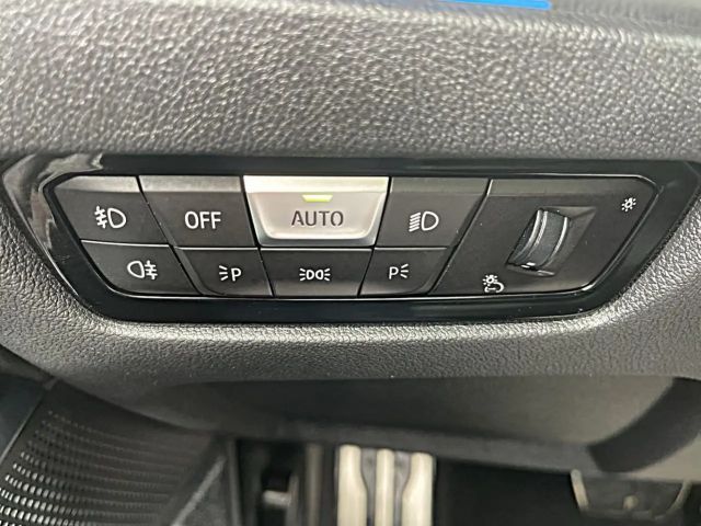 BMW 330 330e M-Sport Touring xDrive