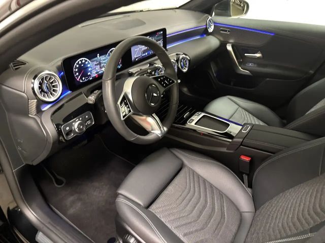 Mercedes-Benz CLA 180 Coupé