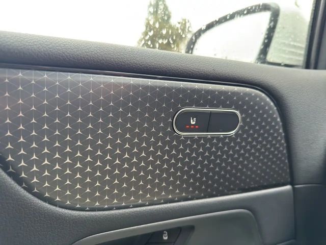 Mercedes-Benz B 200 Progressive Sedan