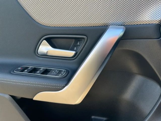 Mercedes-Benz A 250 Progressive