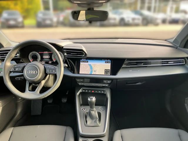 Audi A3 30 TDI Sedan