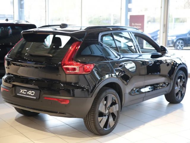 Volvo XC40 Plus