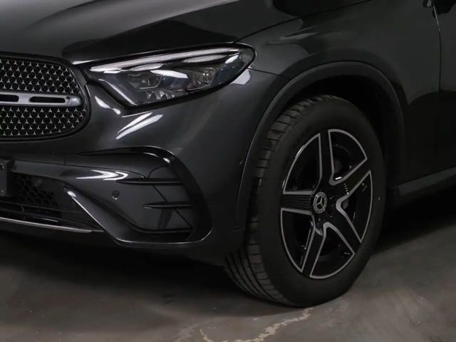 Mercedes-Benz GLC 300 4MATIC AMG Line